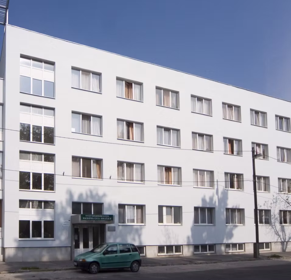 Baross úti egyetemi kollégium — Sopron