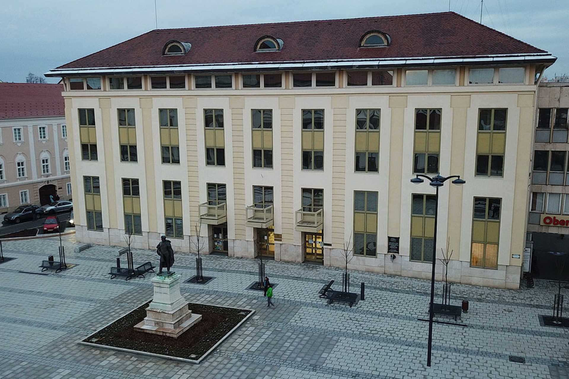 Elte D épület — Szombathely