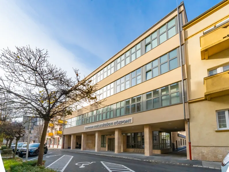 Egészségügyi központ — Sopron